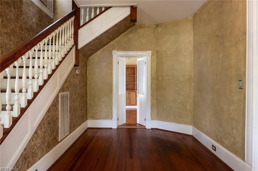 147 Florida Ave - Photo 7 of 27