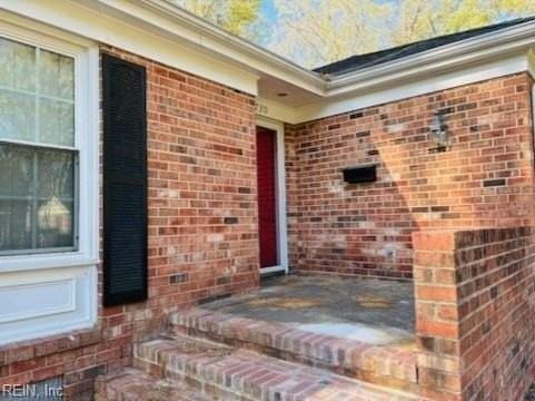 730 Plymouth Cir - Photo 4 of 49