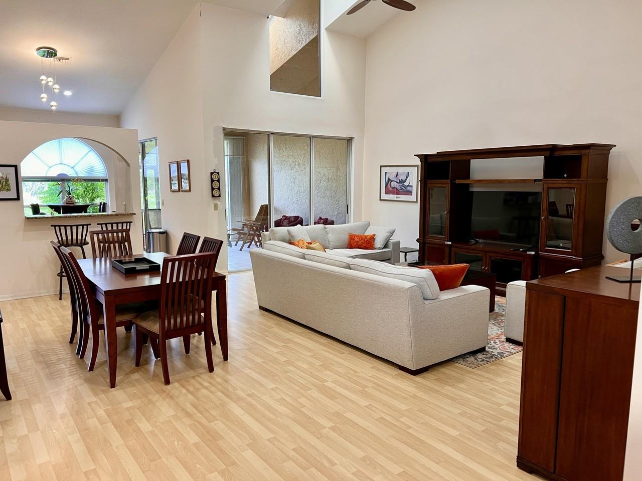 602 Sabal Palm Ln - Photo 6 of 25