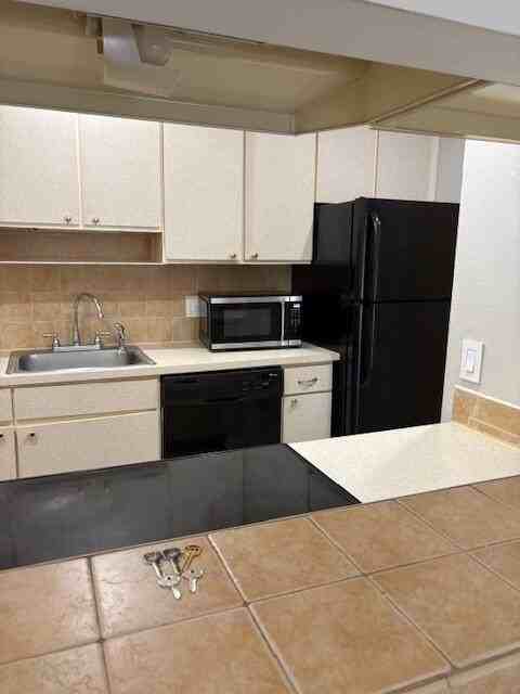 2303 N Congress Ave #15 - Photo 4 of 15
