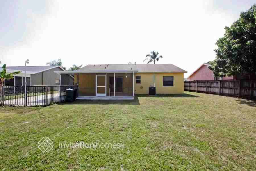 4753 Poseidon Pl - Photo 4 of 5