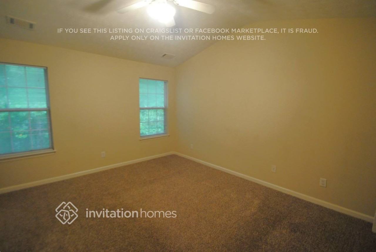 5765 Millstone Dr - Photo 3 of 6