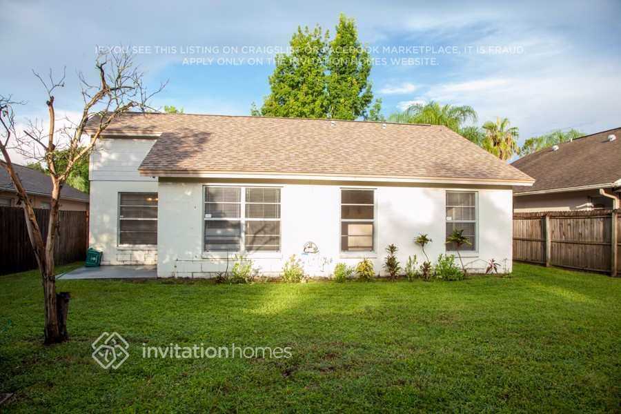 12710 Dunhill Dr - Photo 4 of 6