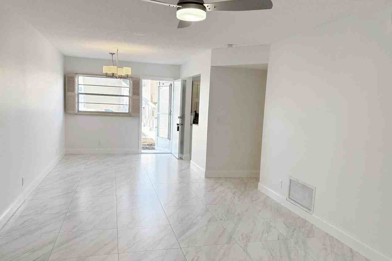 2182 Ne 1st Way #105 - Photo 3 of 20
