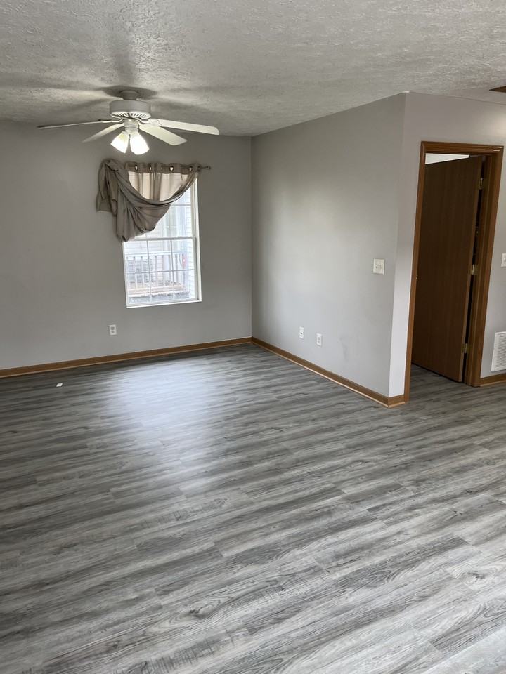 1013 N 7th St #1013A - Photo 5 of 10