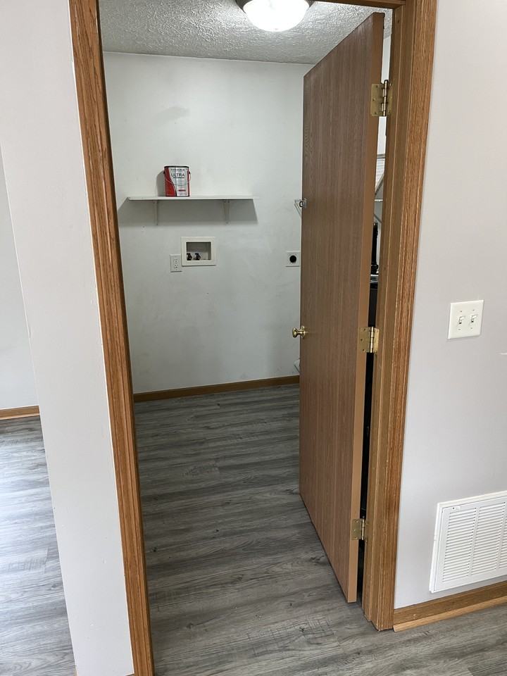 1013 N 7th St #1013A - Photo 6 of 10