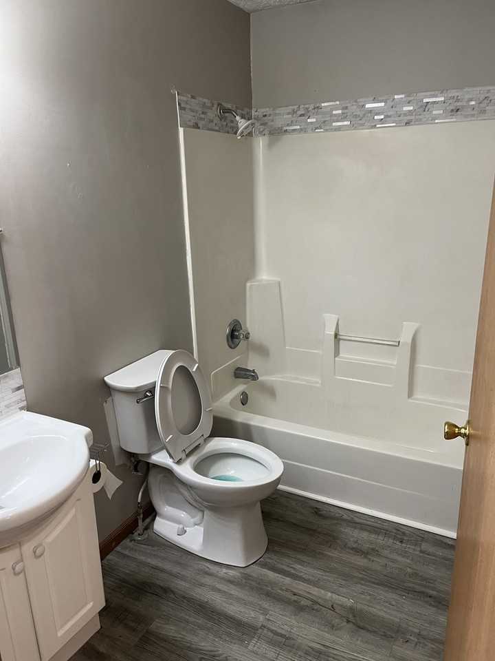 1013 N 7th St #1013A - Photo 7 of 10