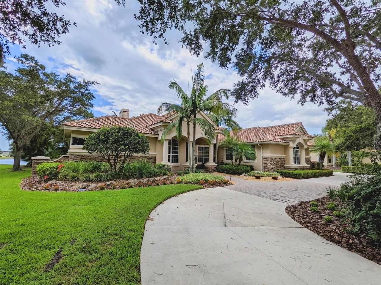 7460 Paurotis Ct - Photo 2 of 50