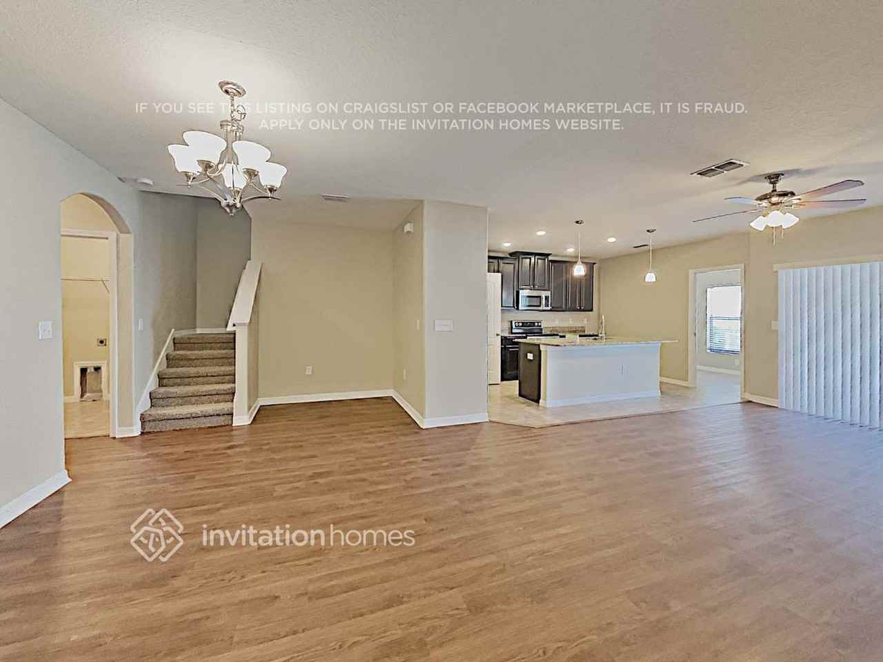 2729 Hampton Green Ln - Photo 6 of 25