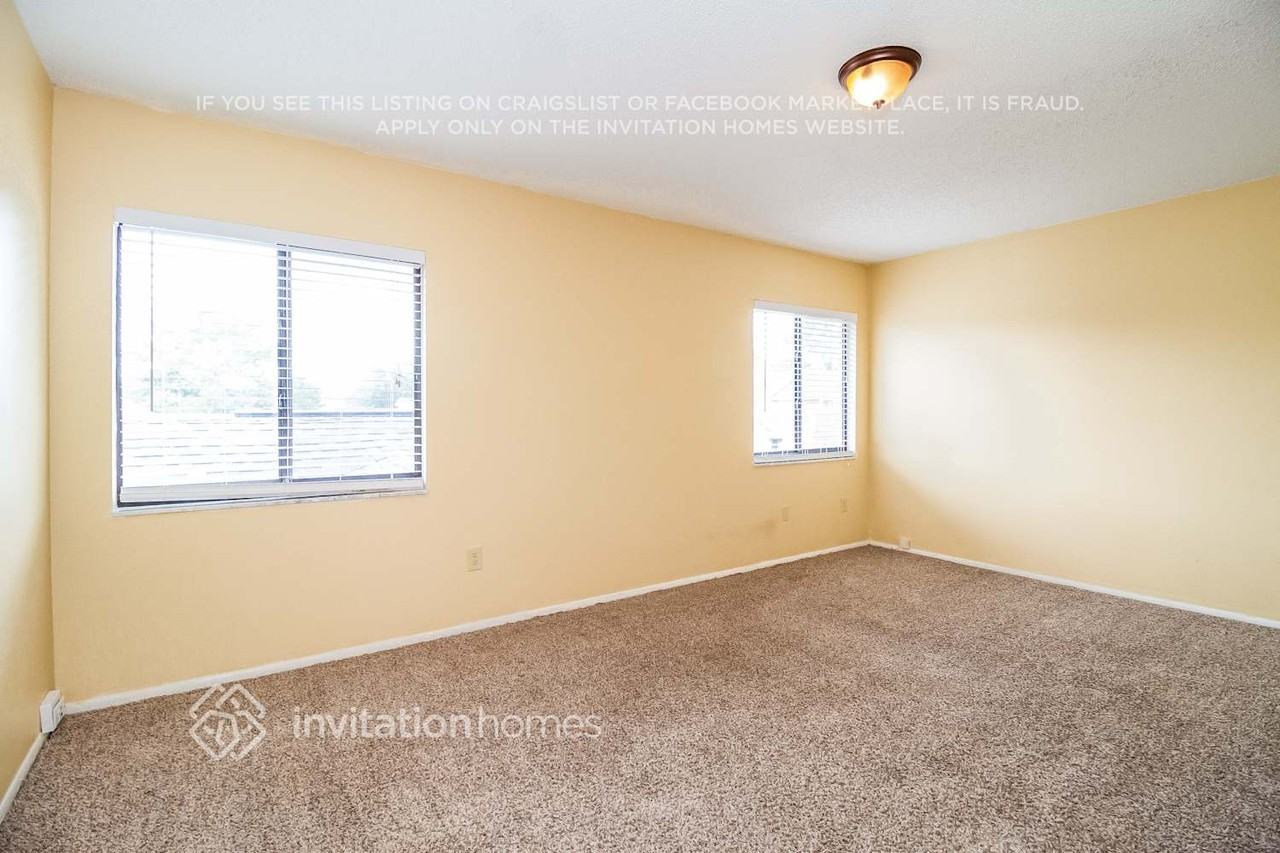 357 Amethyst Ct - Photo 7 of 11