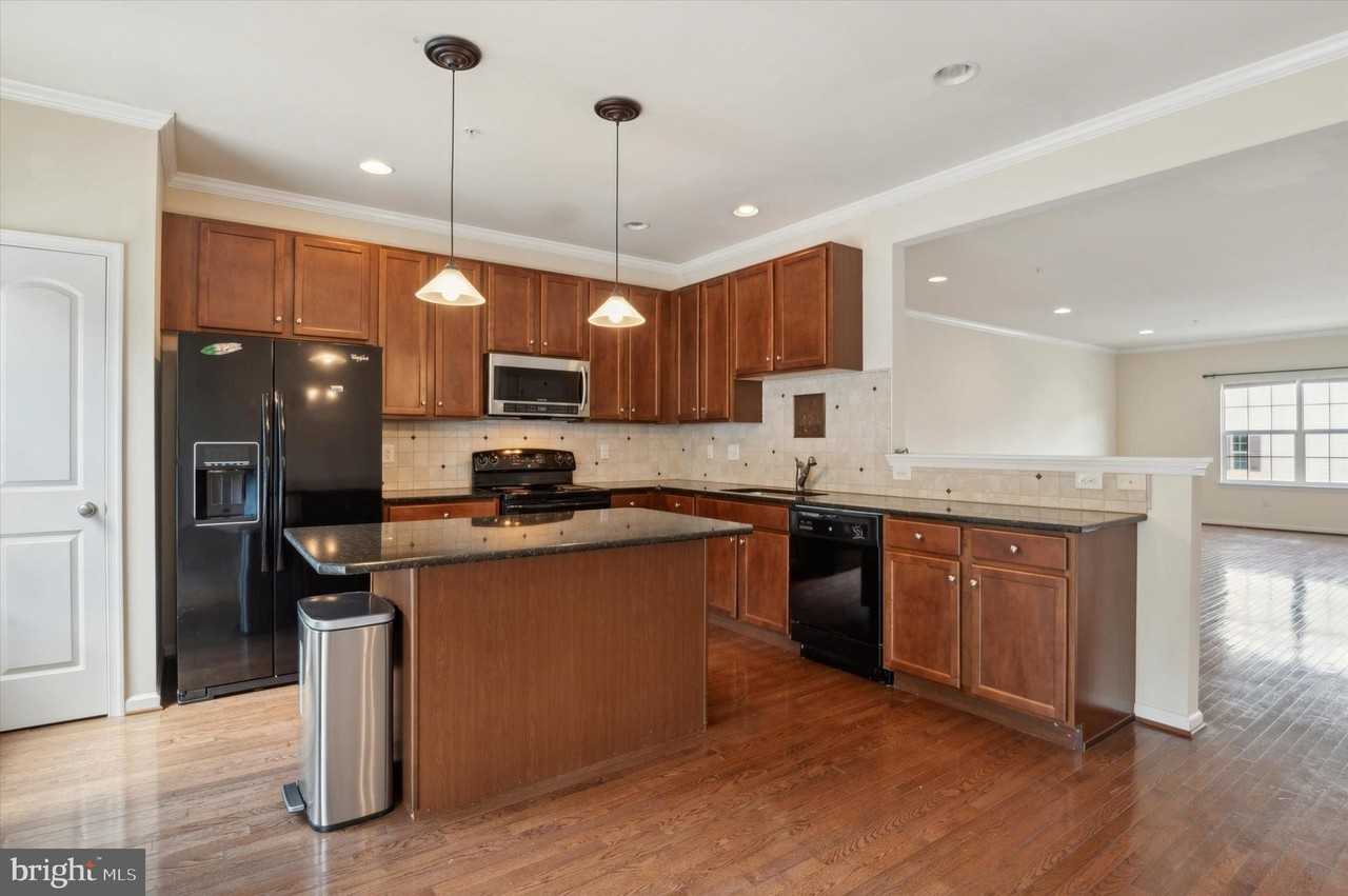 507 S Twin Lakes Blvd - Photo 4 of 25