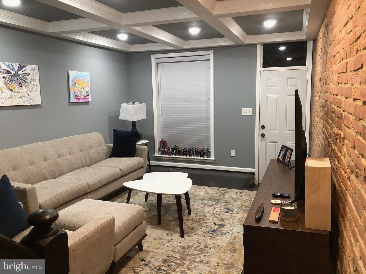 306 S Lehigh St - Photo 2 of 16