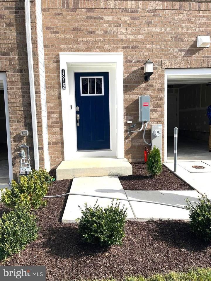 1813 Ritter Dr - Photo 3 of 39