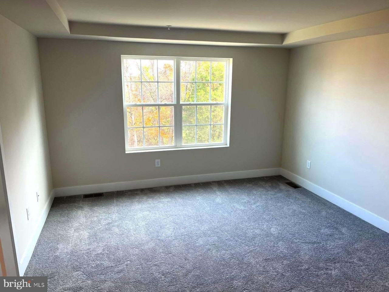 1813 Ritter Dr - Photo 5 of 39