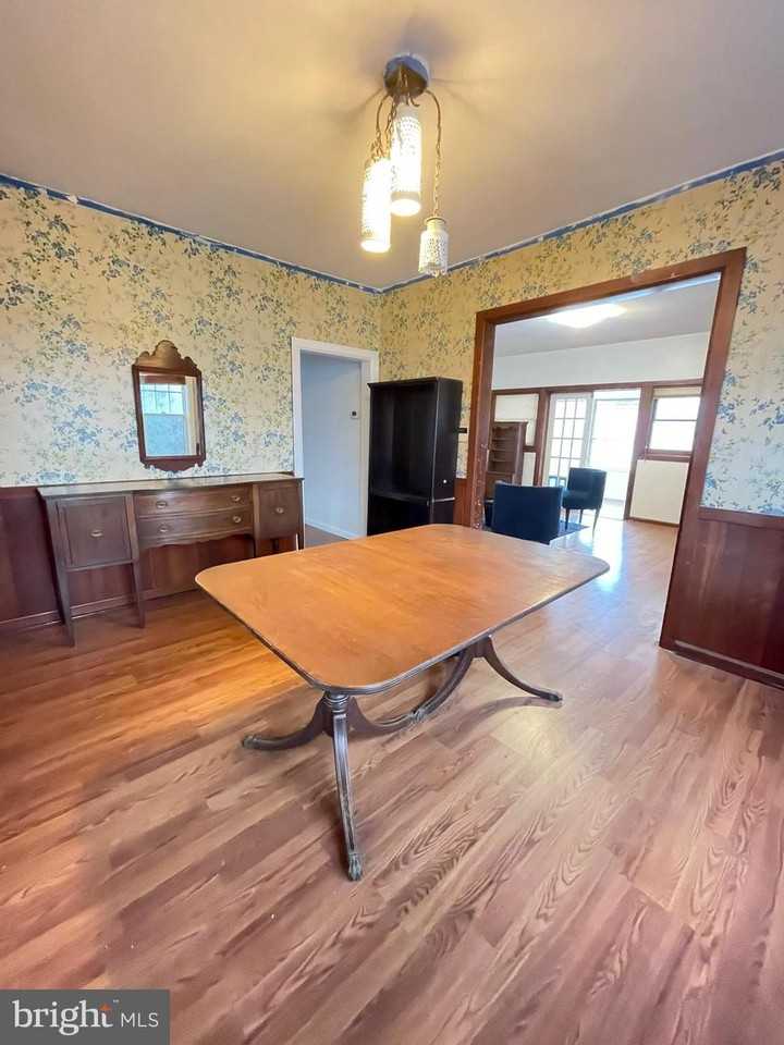 9066 Baltimore Ave - Photo 5 of 50