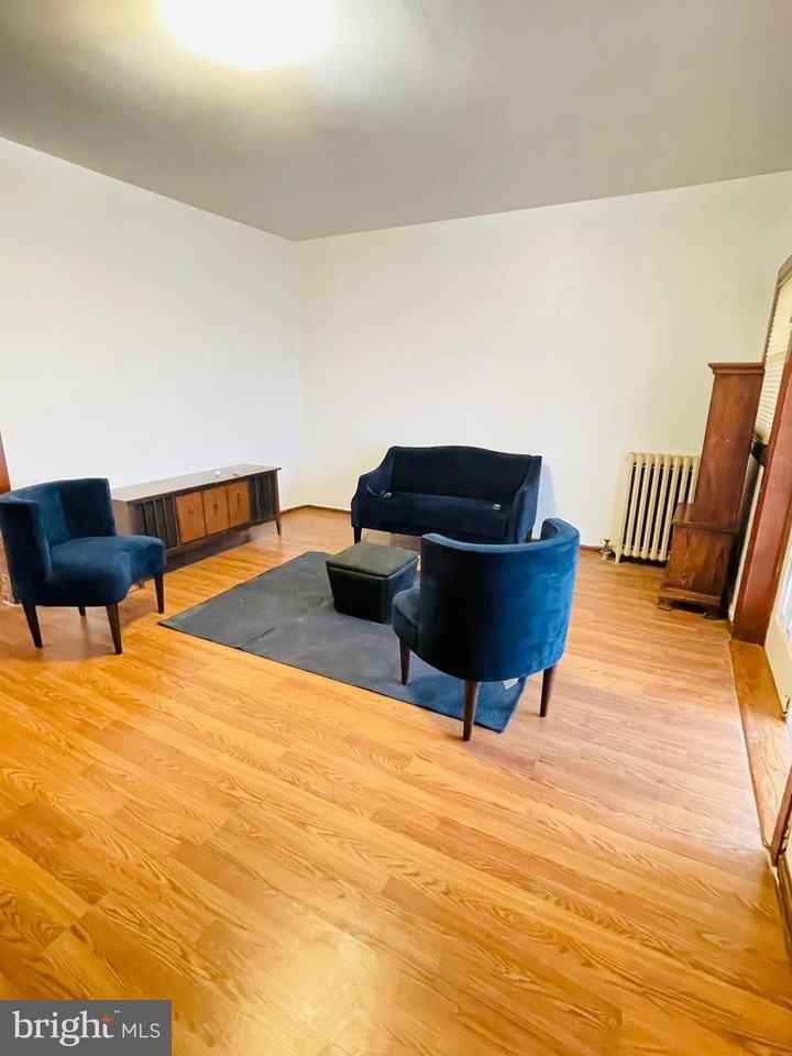 9066 Baltimore Ave - Photo 6 of 50