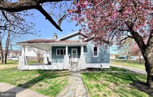 featured image of 8 Joan Ter