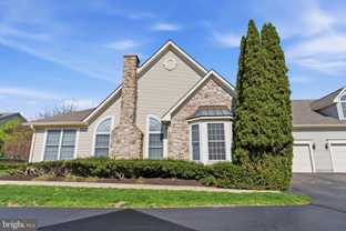 606 Bellflower Rd - Photo 1 of 1