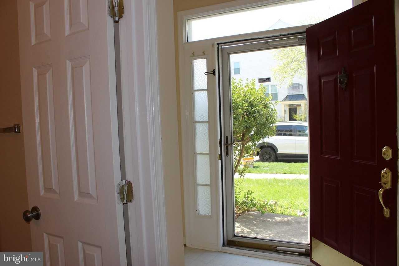 42856 Golf View Dr - Photo 2 of 40