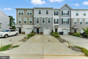 featured image of 406 Honeyberry Ln