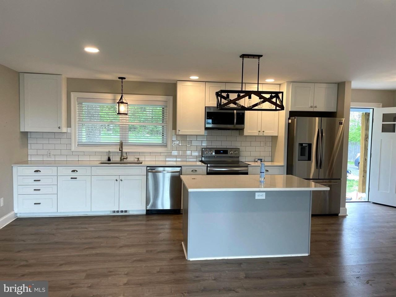 138 Grimes Golden Rd - Photo 3 of 28