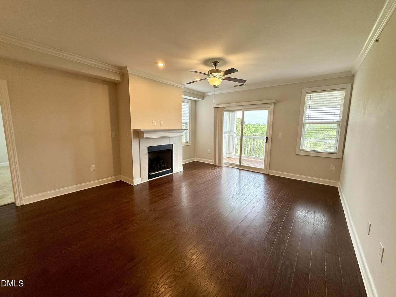 732 Waterford Lake Dr - Photo 3 of 16