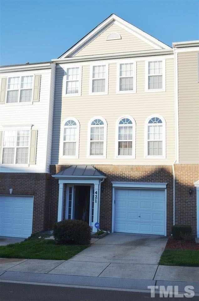 421 Ruby Walk Dr - Photo 3 of 28