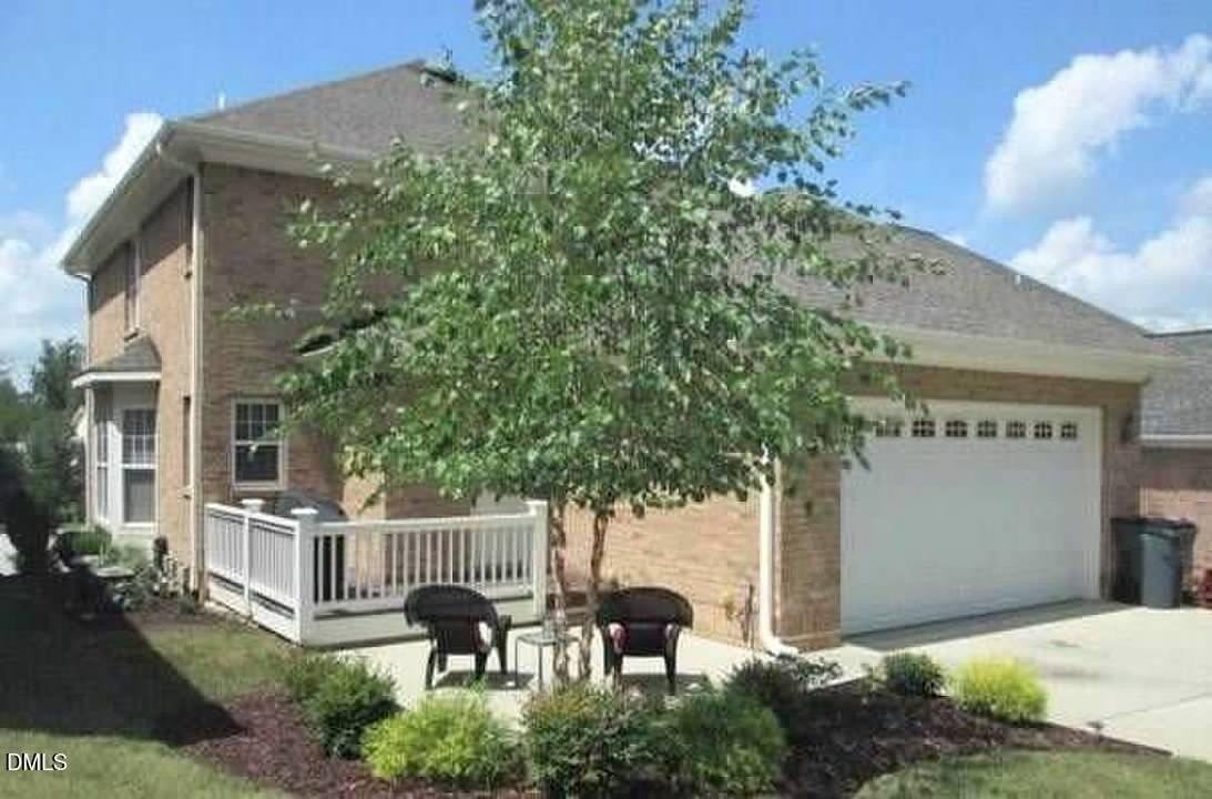 1217 Town Side Dr - Photo 2 of 26