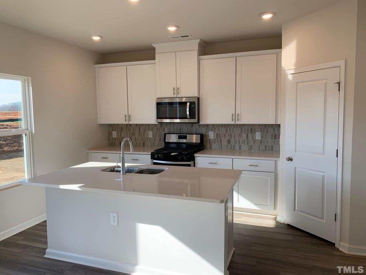 7138 Stratified Ct - Photo 2 of 6