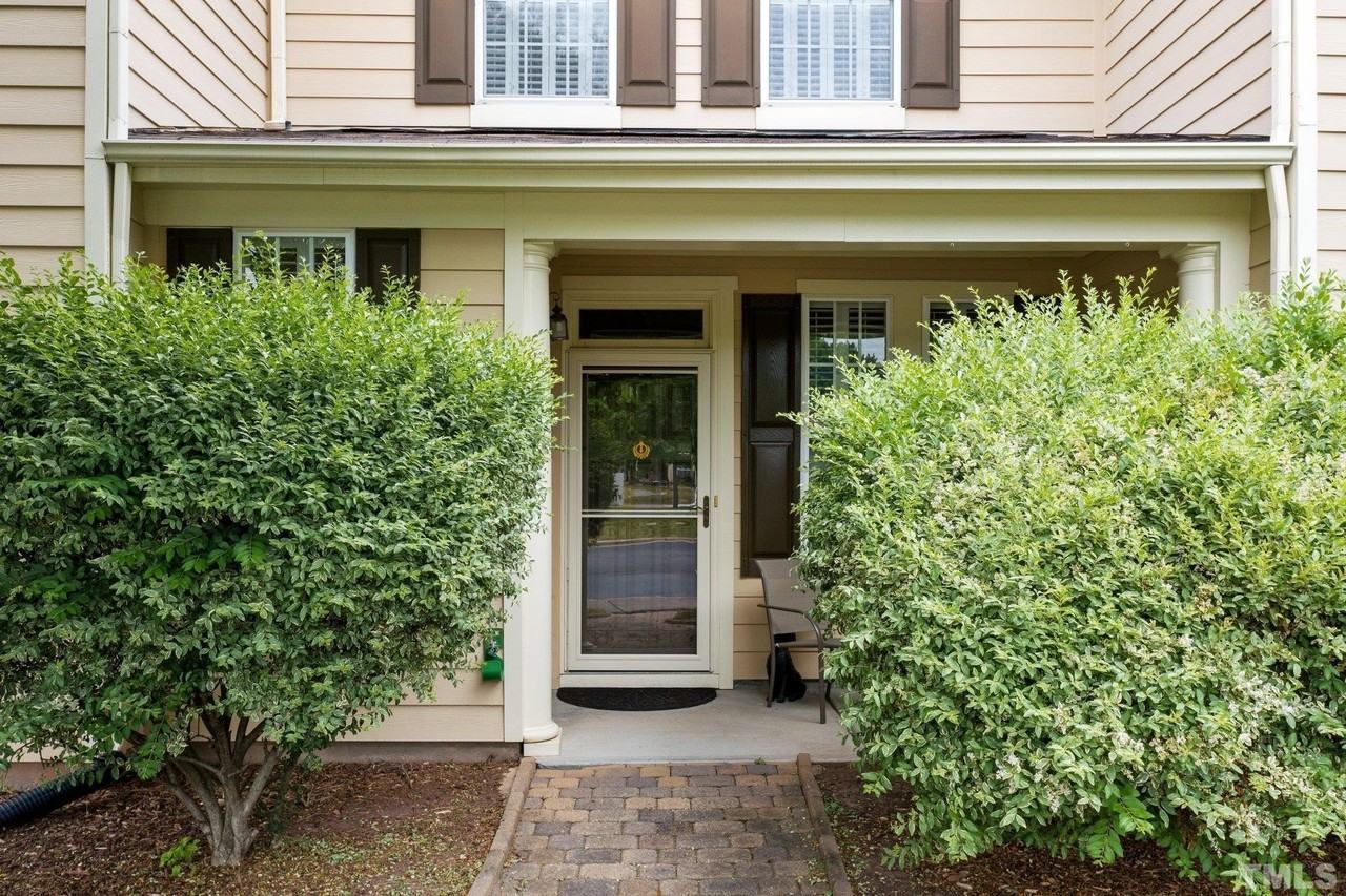 236 Duck Mill Cir - Photo 3 of 34