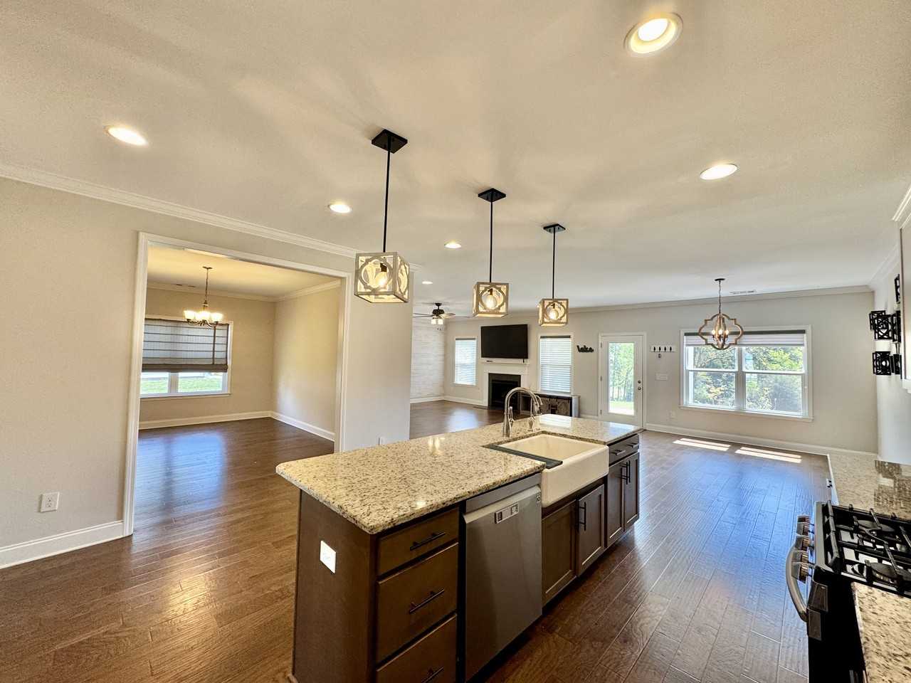 169 Ashton Fields Dr #1 - Photo 6 of 35