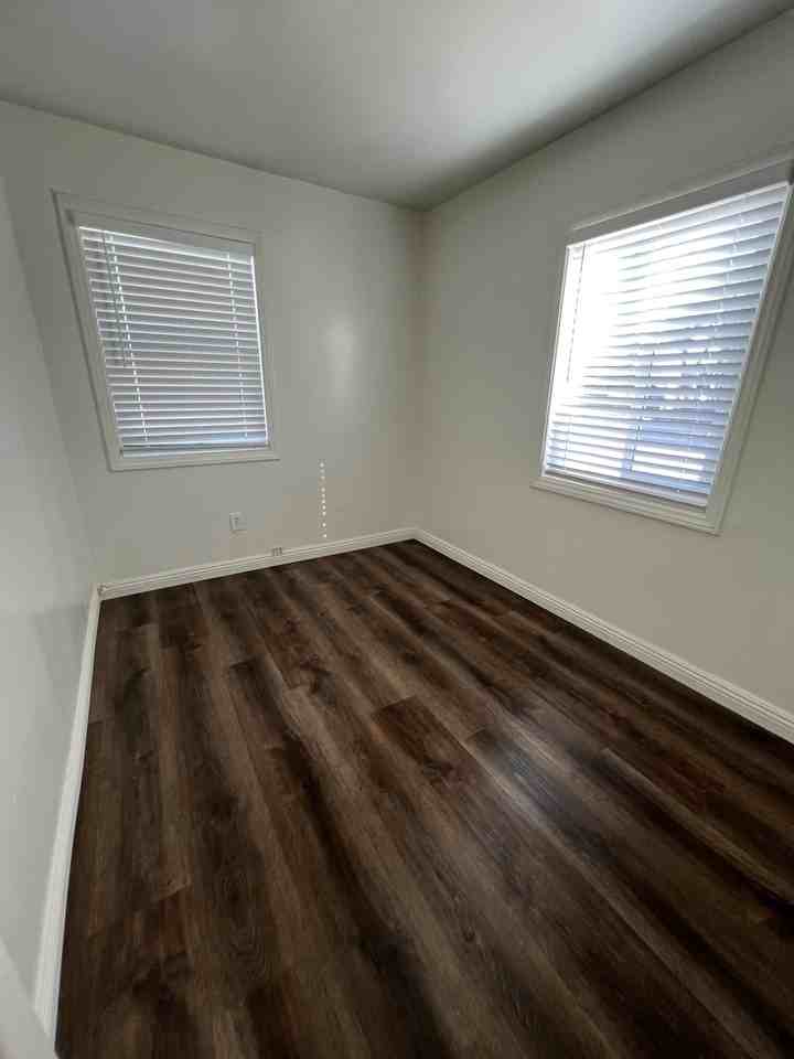 554 South Willow AvenueUnit 1 #1 - Photo 3 of 9