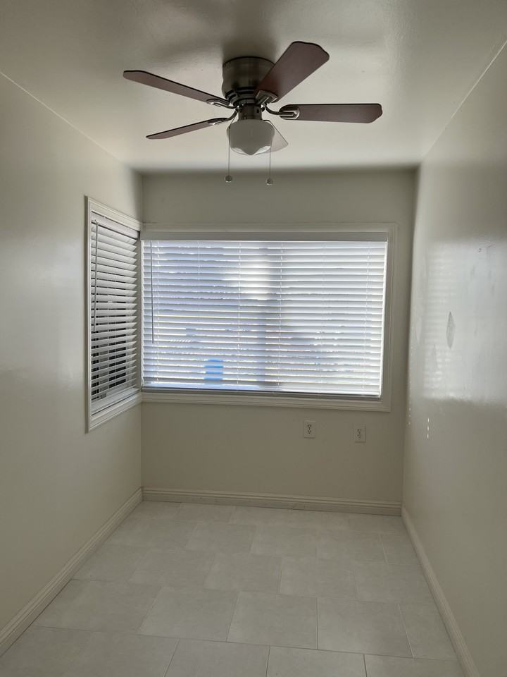 554 South Willow AvenueUnit 1 #1 - Photo 7 of 9