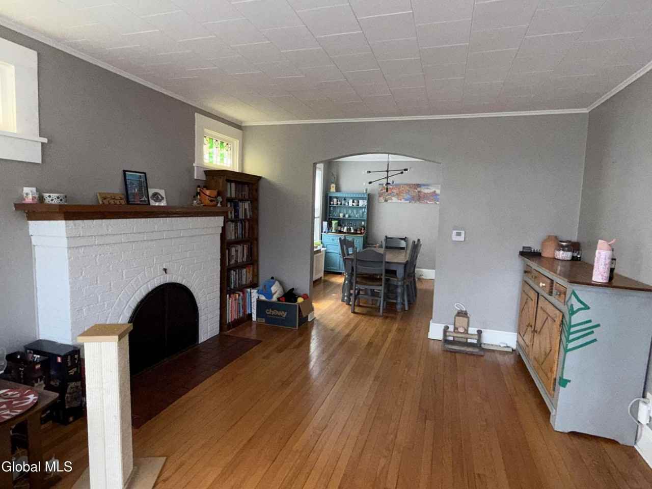 30 Cardinal Ave - Photo 5 of 12