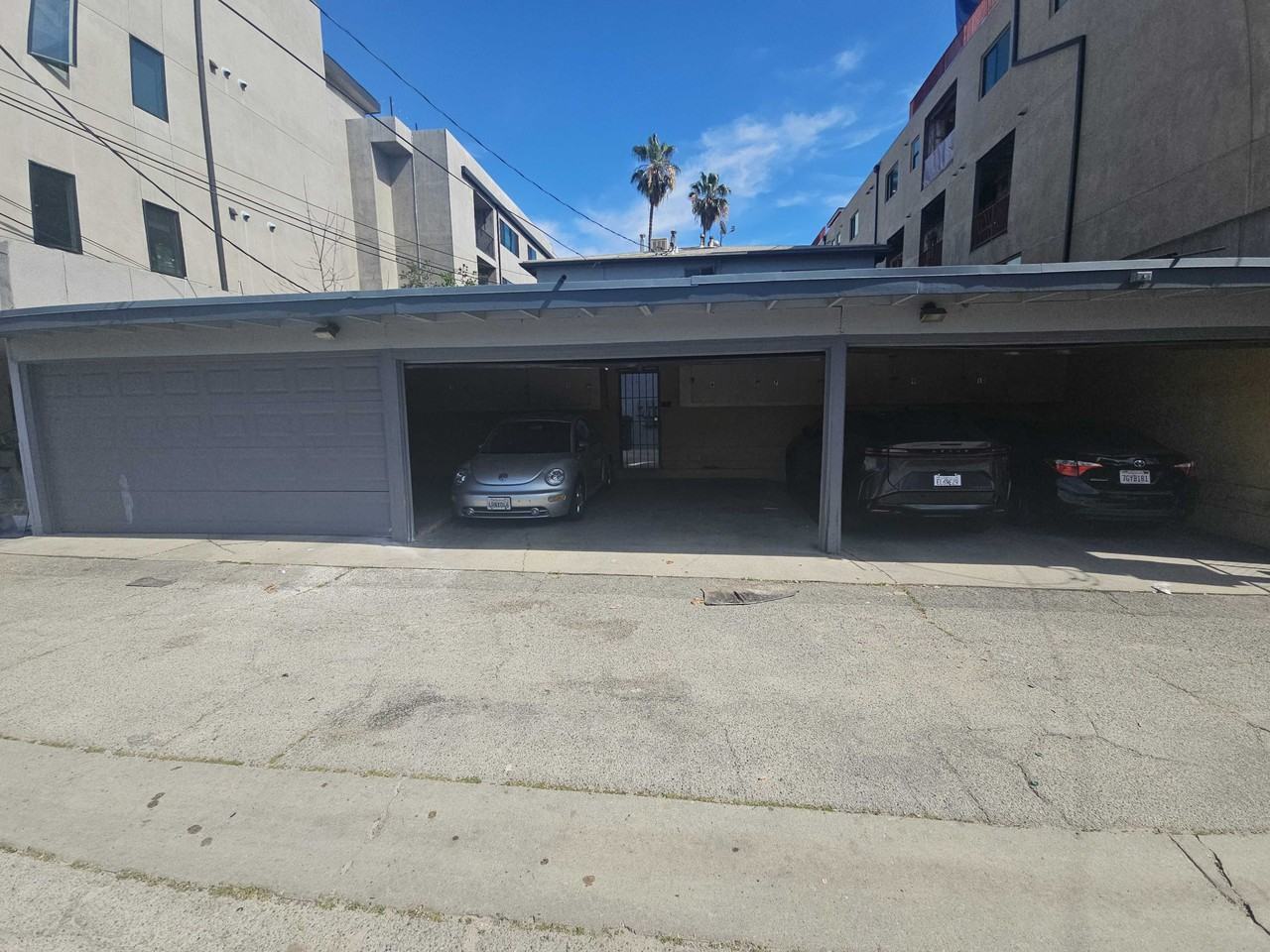 Laurel Canyon Blvd - Photo 2 of 45