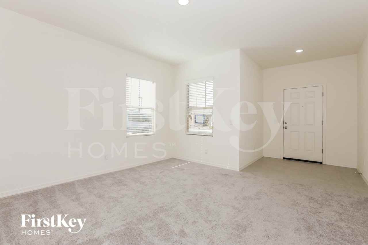 3061 E Millennium Way - Photo 3 of 16