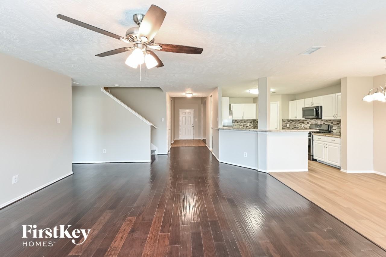 11506 Moonlight Ridge Dr - Photo 3 of 15