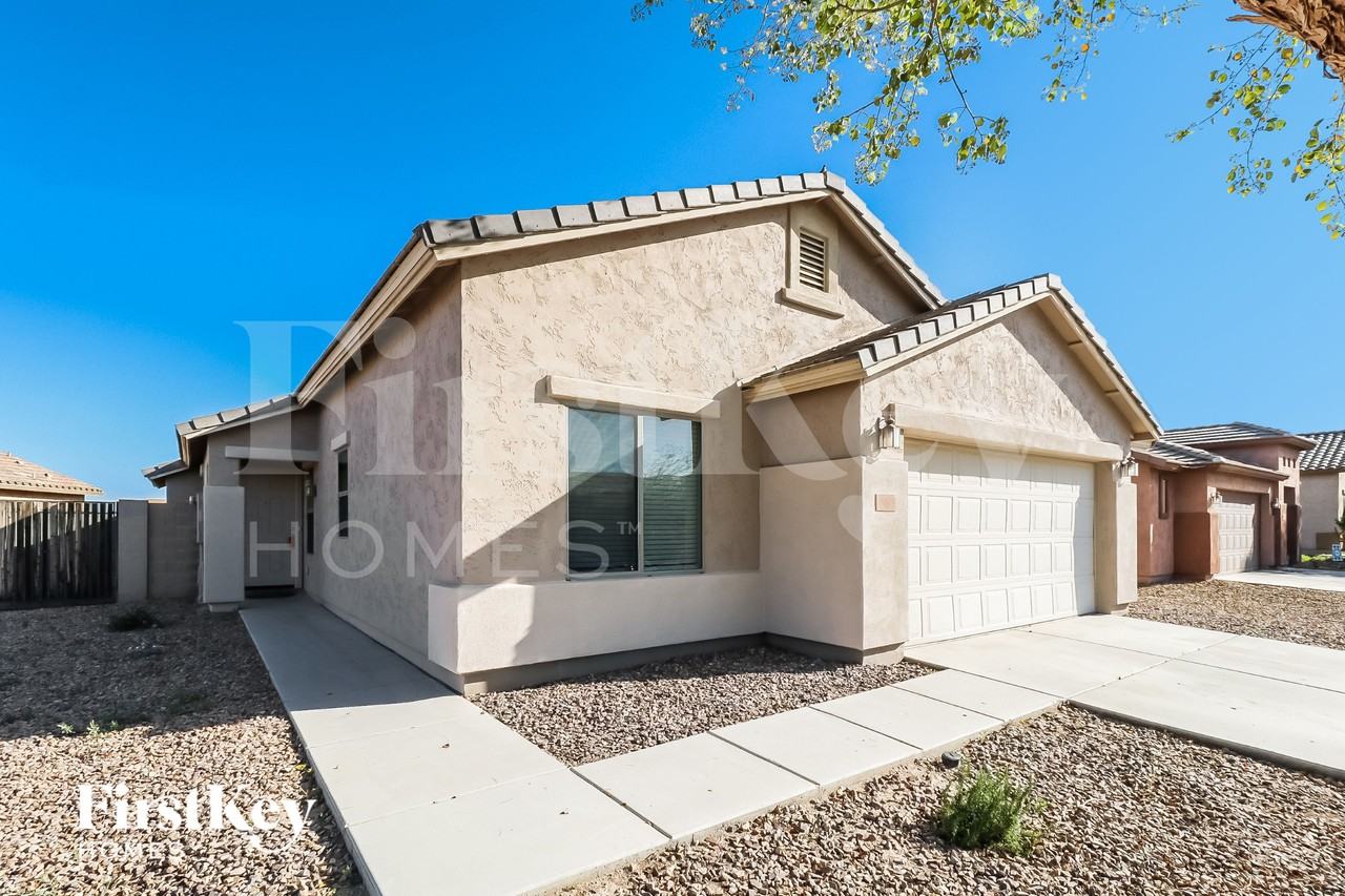 19614 W Morning Glory St - Photo 2 of 15