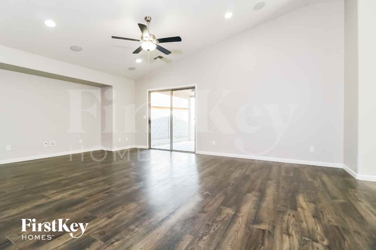 19614 W Morning Glory St - Photo 3 of 15