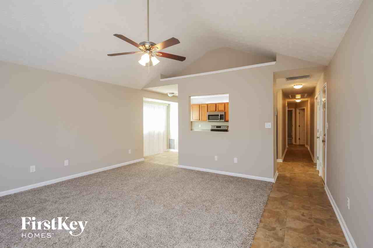 173 Patterson Close Ct - Photo 5 of 15