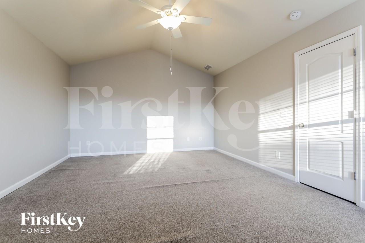 6732 Carriage Walk Ln - Photo 6 of 15