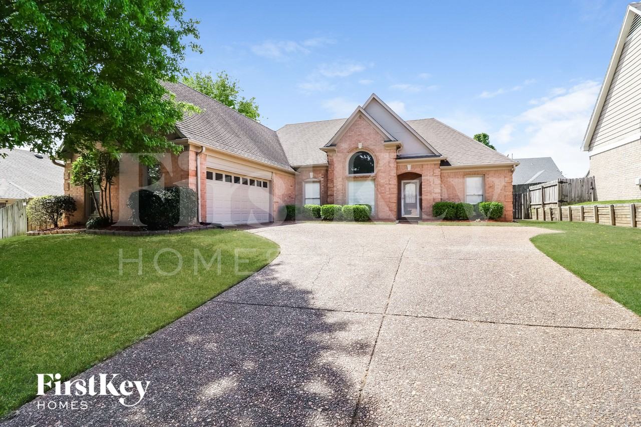 1071 Mossy Knoll Dr