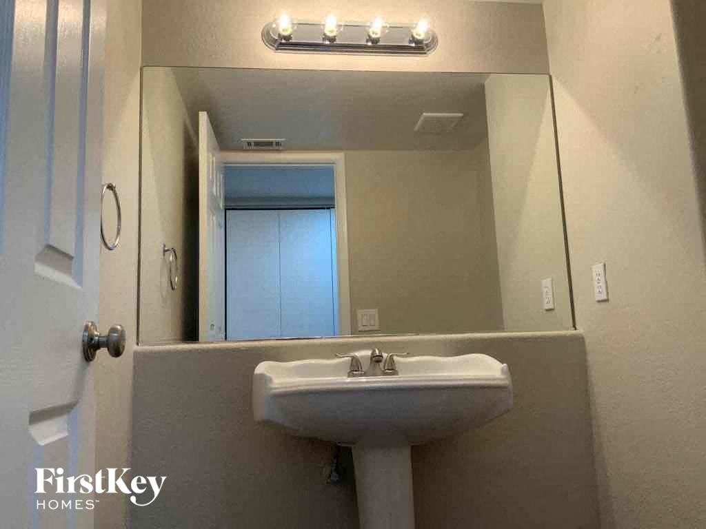 6067 Hidden Rock Dr - Photo 6 of 13