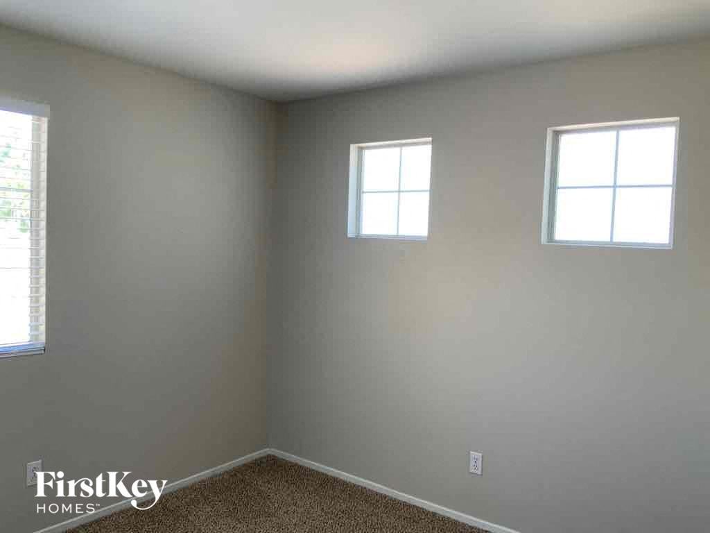 6067 Hidden Rock Dr - Photo 7 of 13