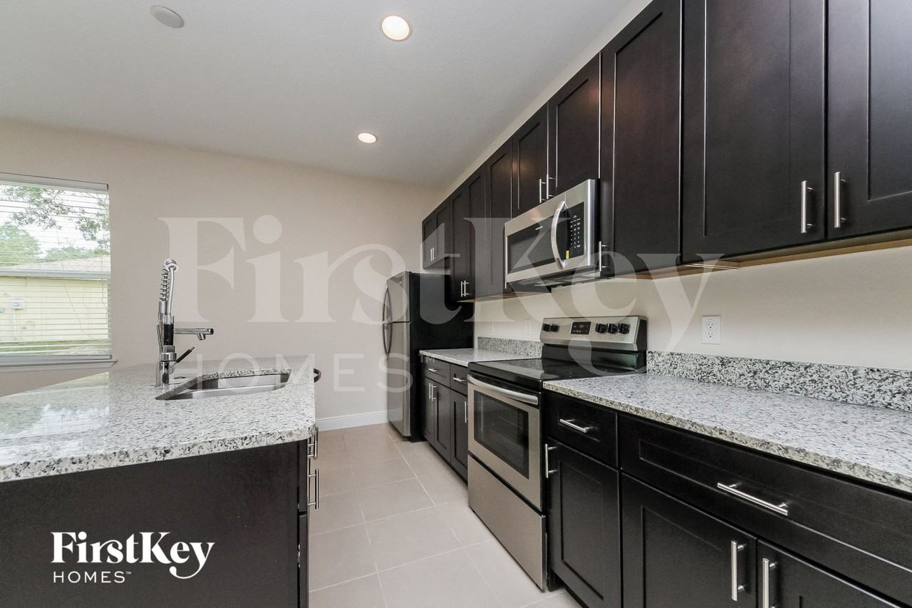 510 Magpie Ln - Photo 7 of 15