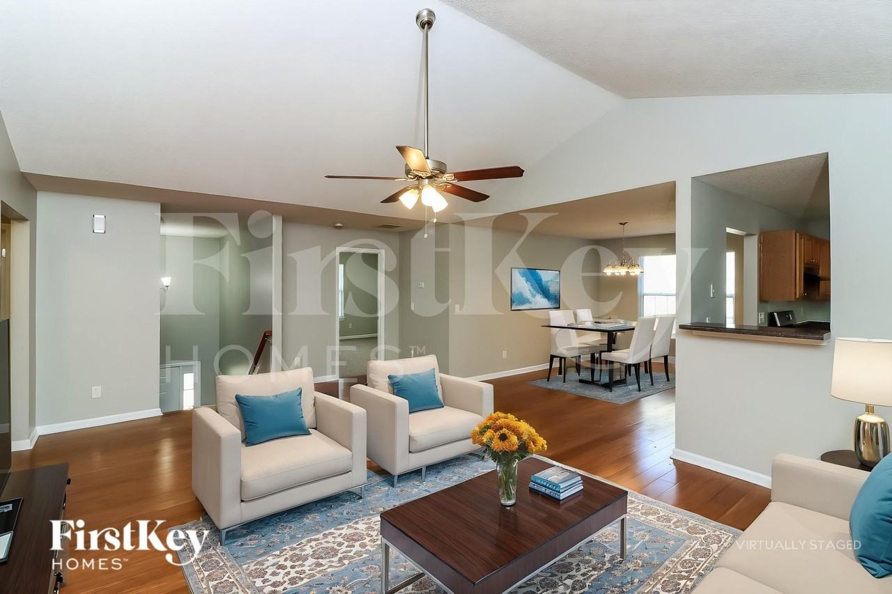 5955 Water Oaks Dr - Photo 7 of 21