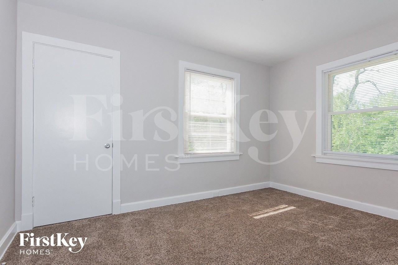 12303 Benham Rd - Photo 7 of 15