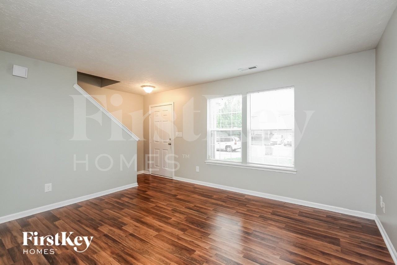 10567 Secretariat Dr - Photo 7 of 16