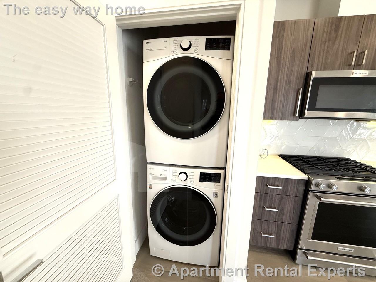 24 Rush St #E - Photo 6 of 15