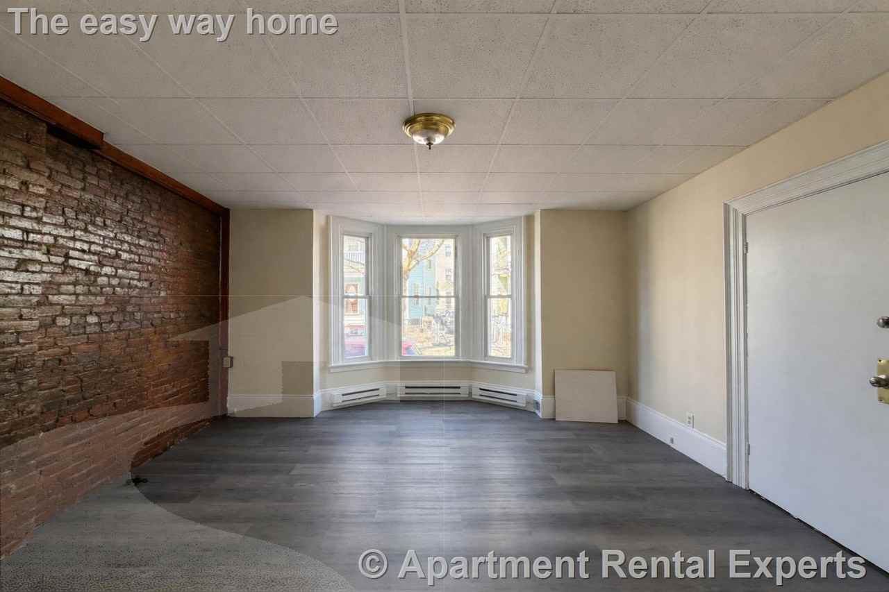 9 School St #1 - Photo 2 of 9